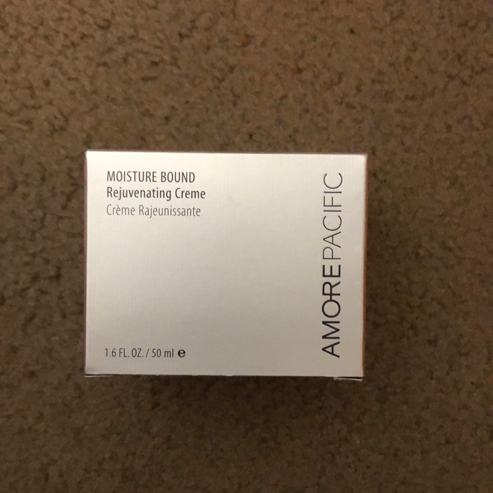 Amore pacific rejuvenating creme
